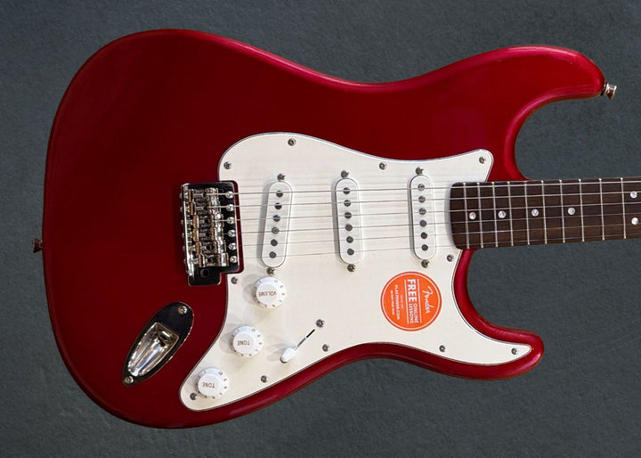 Classic Vibe 60’s Stratocaster - Candy Apple Red