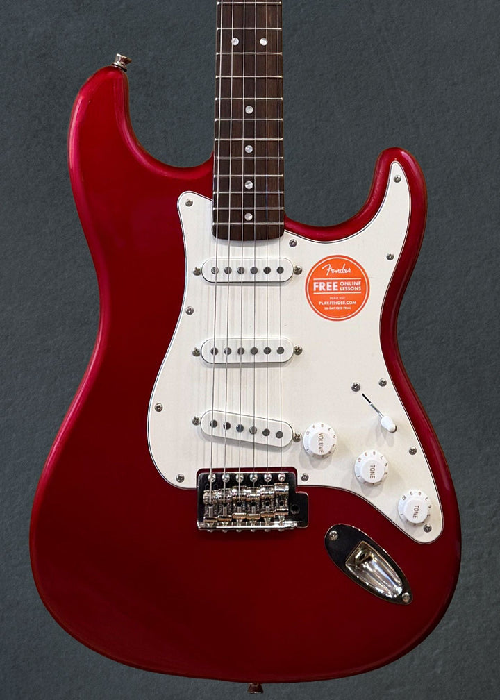 Classic Vibe 60’s Stratocaster - Candy Apple Red