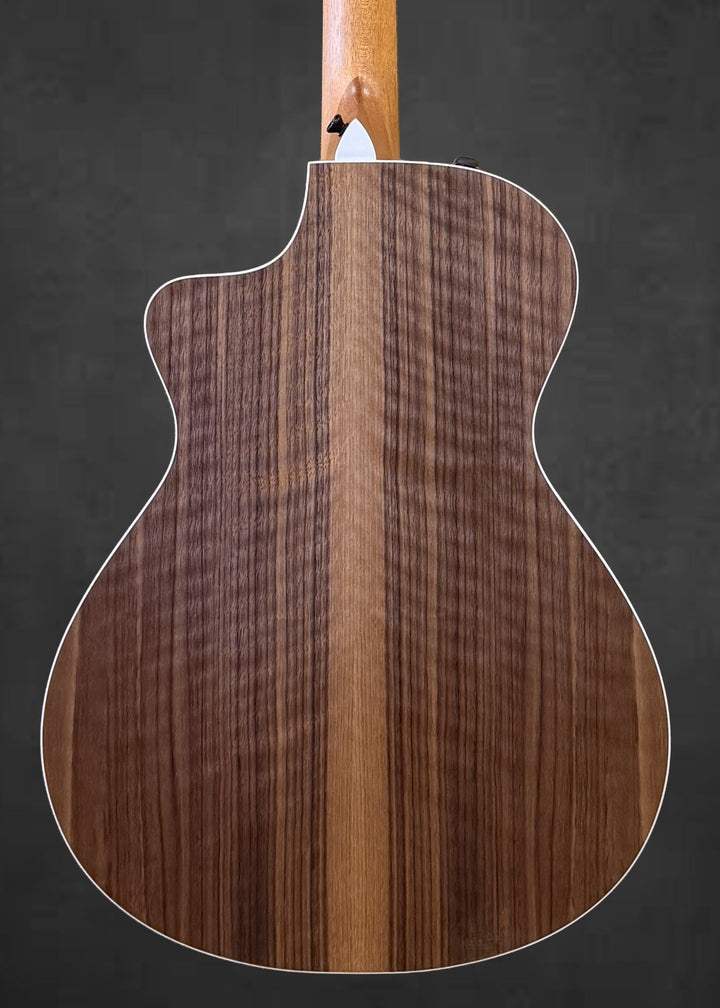 USED 212CE Walnut &