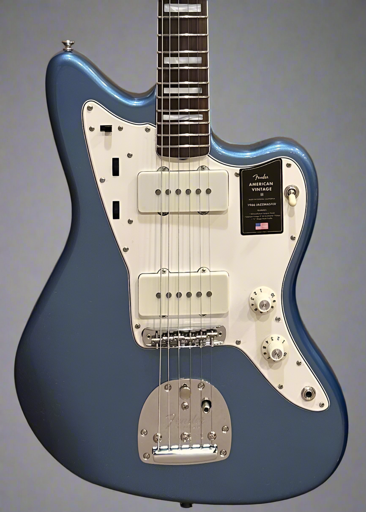 American Vintage II 1966 Jazzmaster - Lake Placid Blue