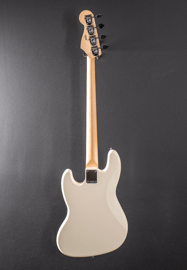 Standard Jazz Bass - Olympic White w/Indian Laurel