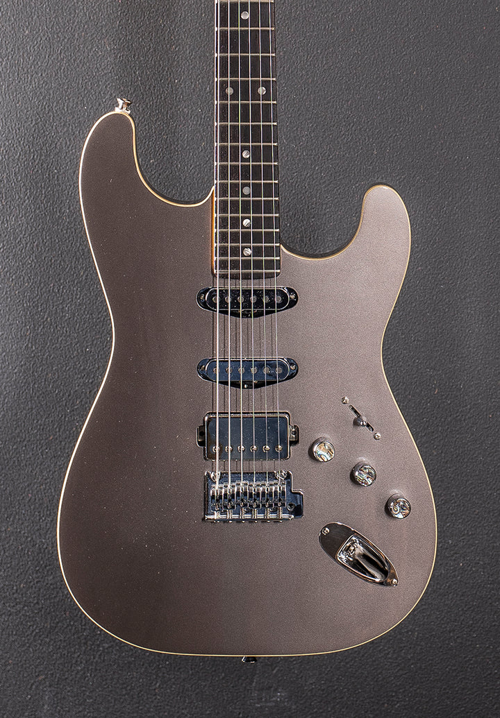 Used Aerodyne Special HSS Strat &