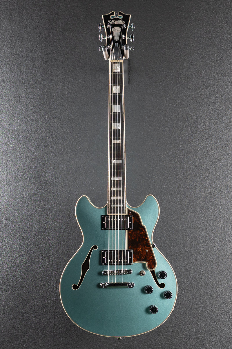 Premier Mini DC &