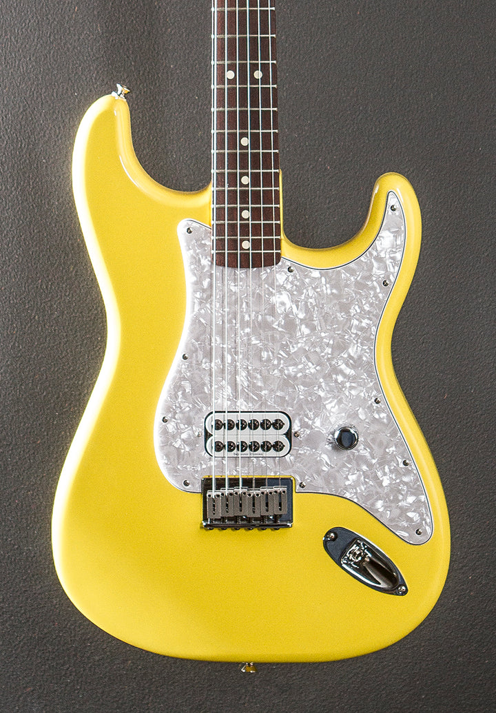 Used Limited Edition Tom DeLonge Strat &