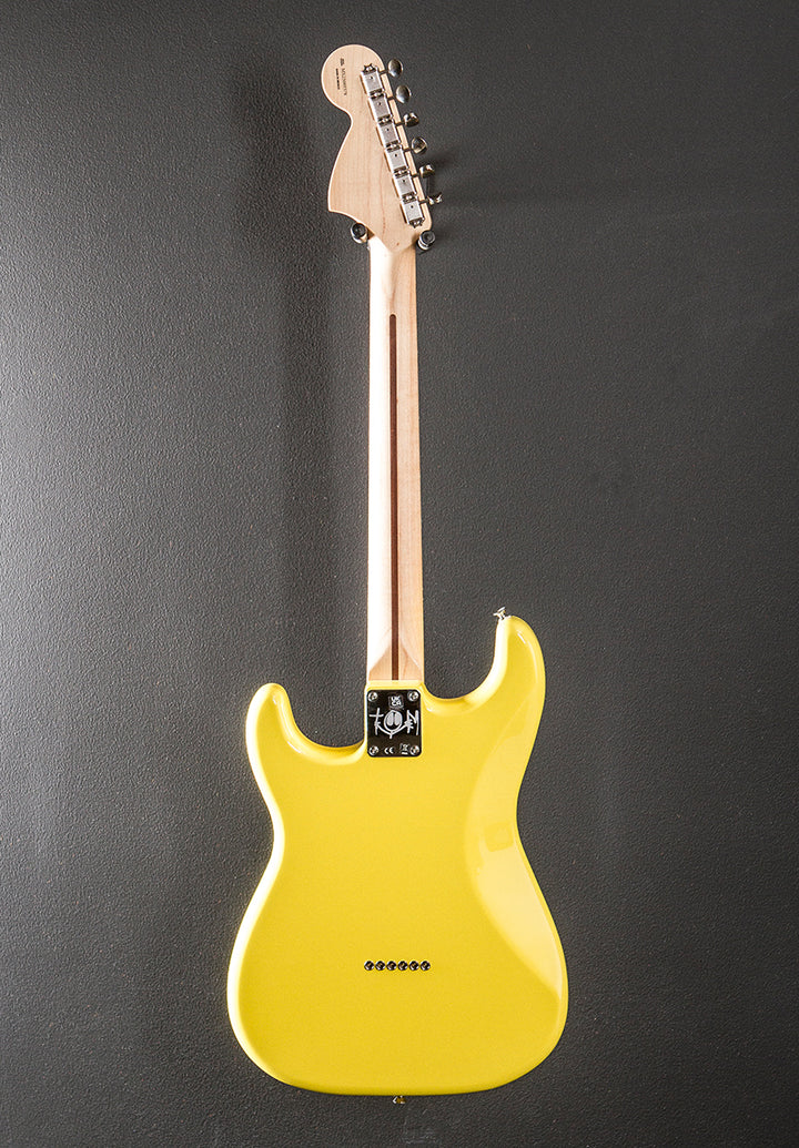 Used Limited Edition Tom DeLonge Strat &