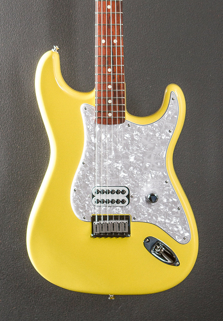 Limited Edition Tom DeLonge Strat &