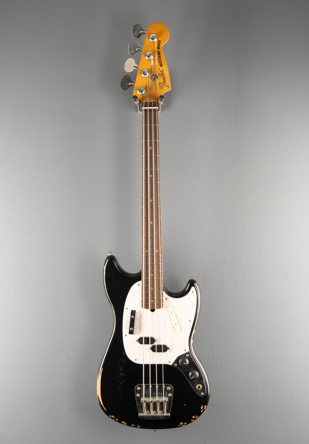 JMJ Road Worn Mustang Bass - Black