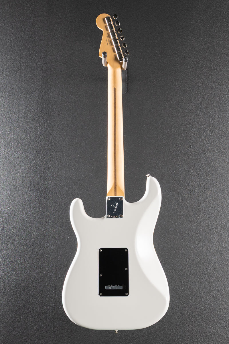 Player II Stratocaster - Polar White w/Rosewood