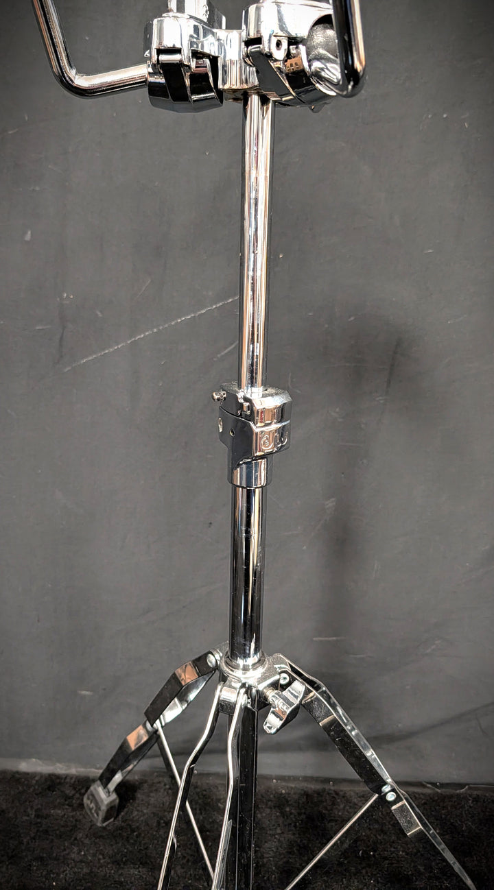 3000 Series Double Tom Stand