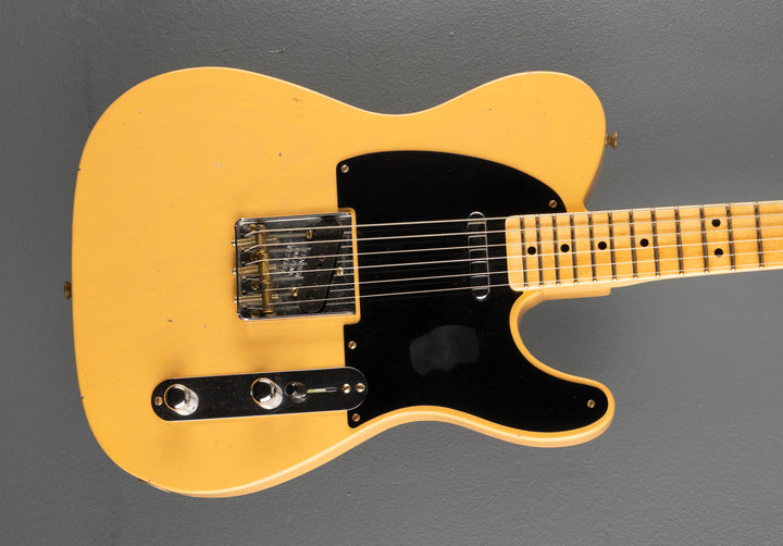 1952 Journeyman Relic Telecaster - Nocaster Blonde