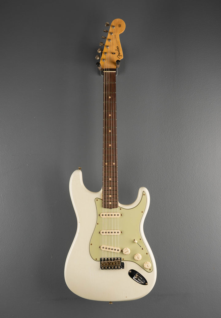 1960 Journeyman Relic Stratocaster - Aged Olympic White