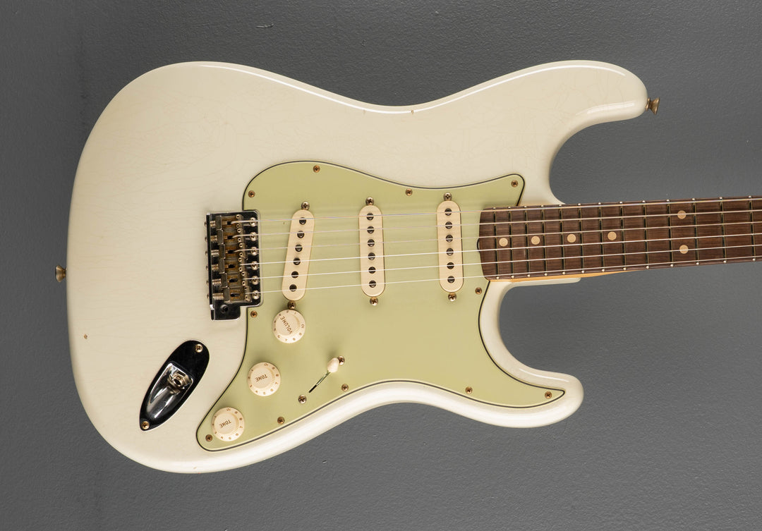 1960 Journeyman Relic Stratocaster - Aged Olympic White