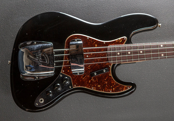 Used 1964 Journeyman Relic Jazz Bass &