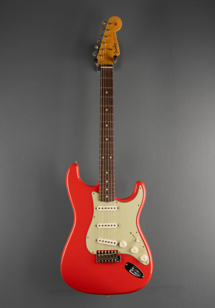 1960 Journeyman Relic Stratocaster - Aged Fiesta Red