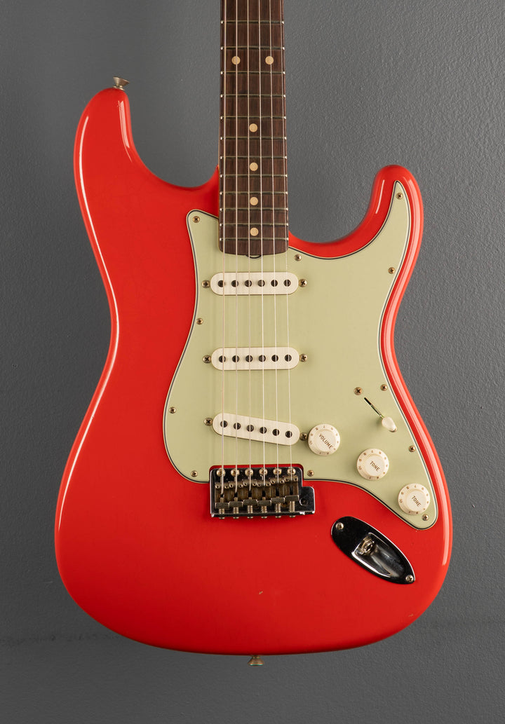 1960 Journeyman Relic Stratocaster - Aged Fiesta Red