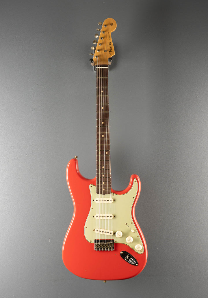 1960 Journeyman Relic Hardtail Stratocaster - Fiesta Red