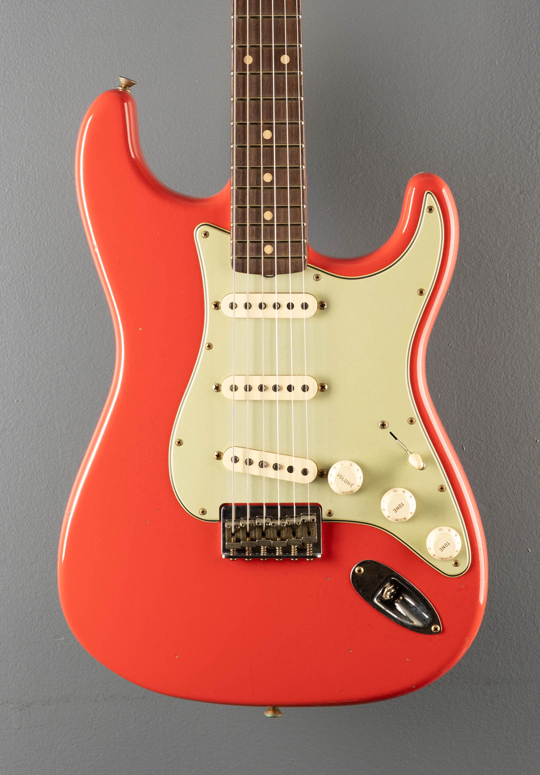 1960 Journeyman Relic Hardtail Stratocaster - Fiesta Red