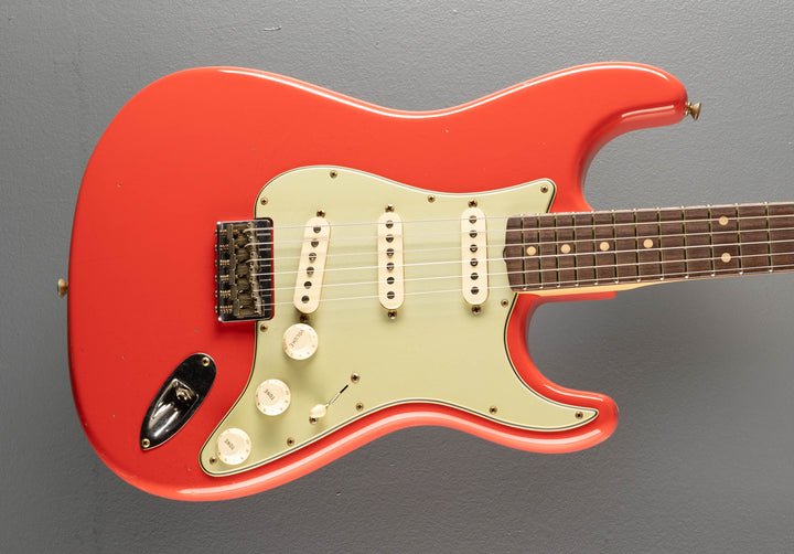 1960 Journeyman Relic Hardtail Stratocaster - Fiesta Red