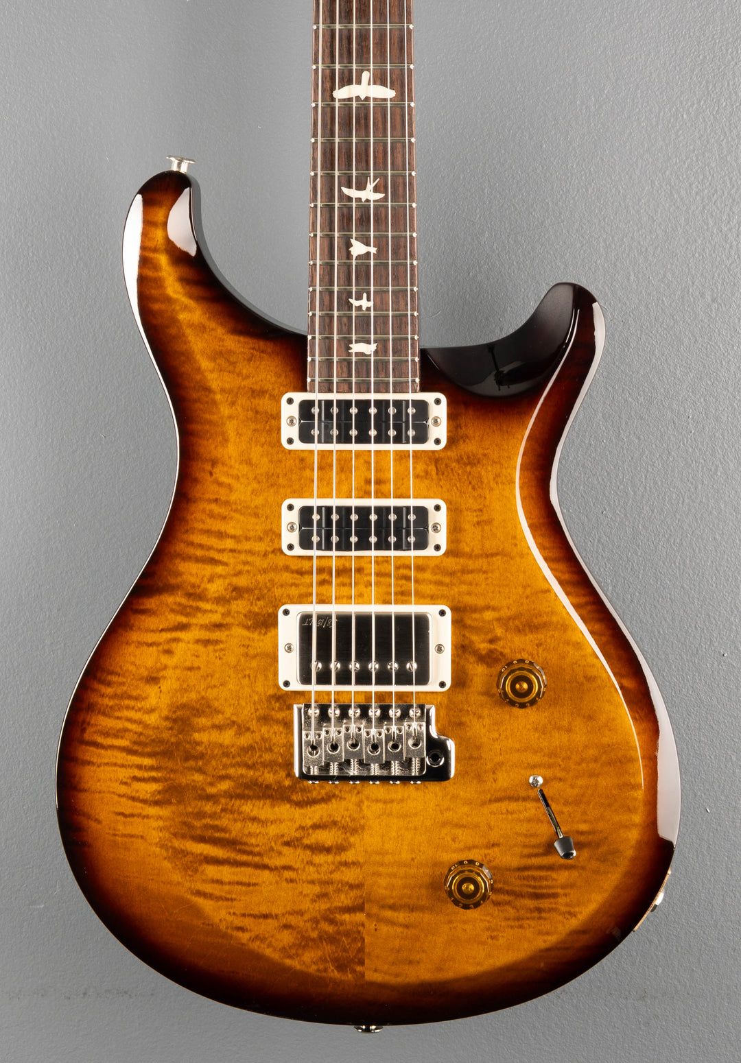 S2 Studio - Black Amber