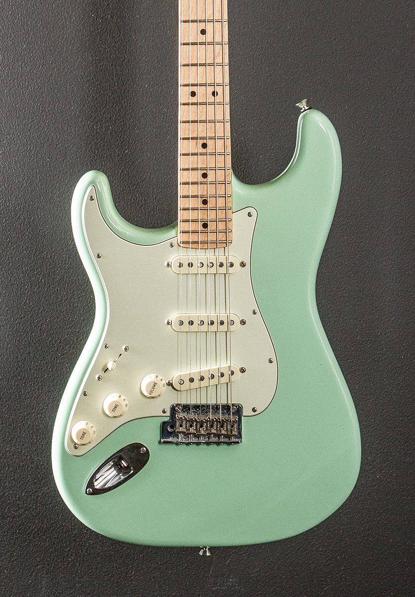 Used Limited Edition American Pro Strat Left Land &