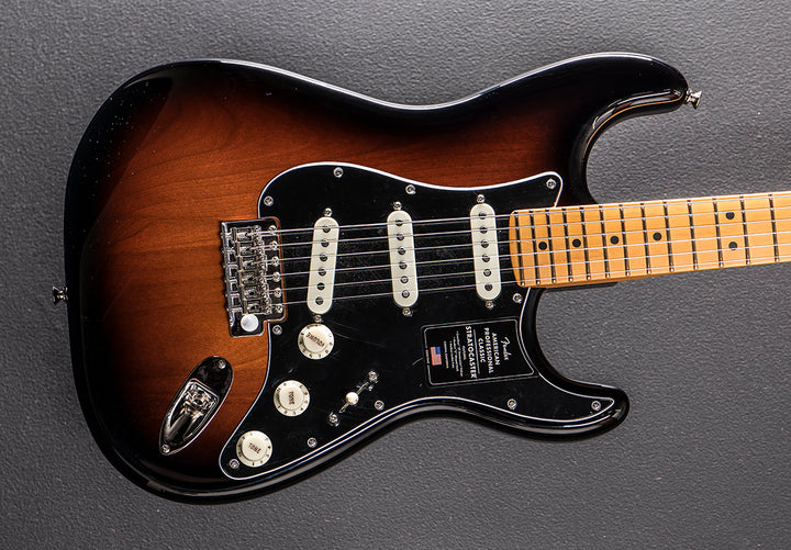 American Professional Classic Stratocaster - 3 Color Sunburst w/Maple