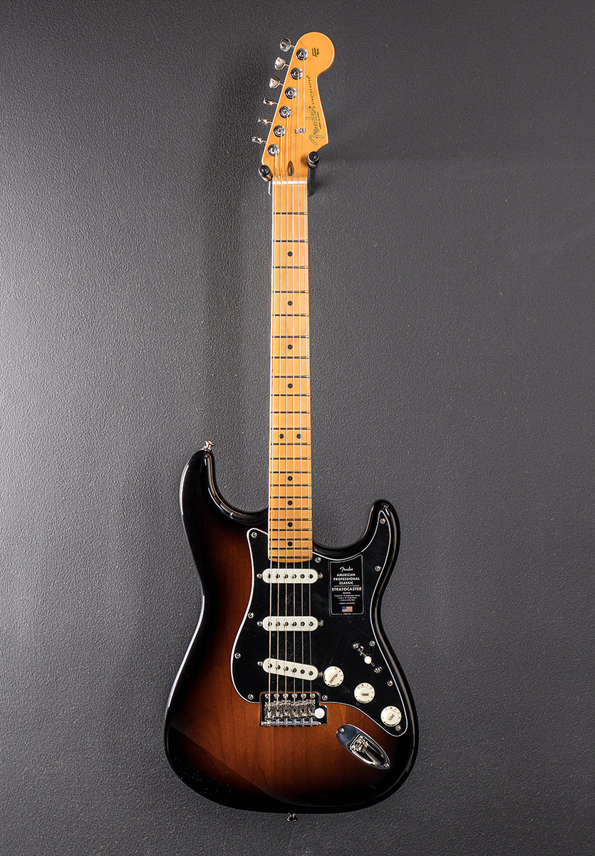 American Professional Classic Stratocaster - 3 Color Sunburst w/Maple