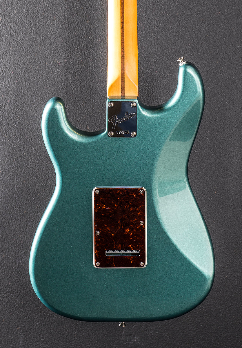 American Professional Classic Stratocaster - Faded Sherwood Green Metallic w/Rosewood