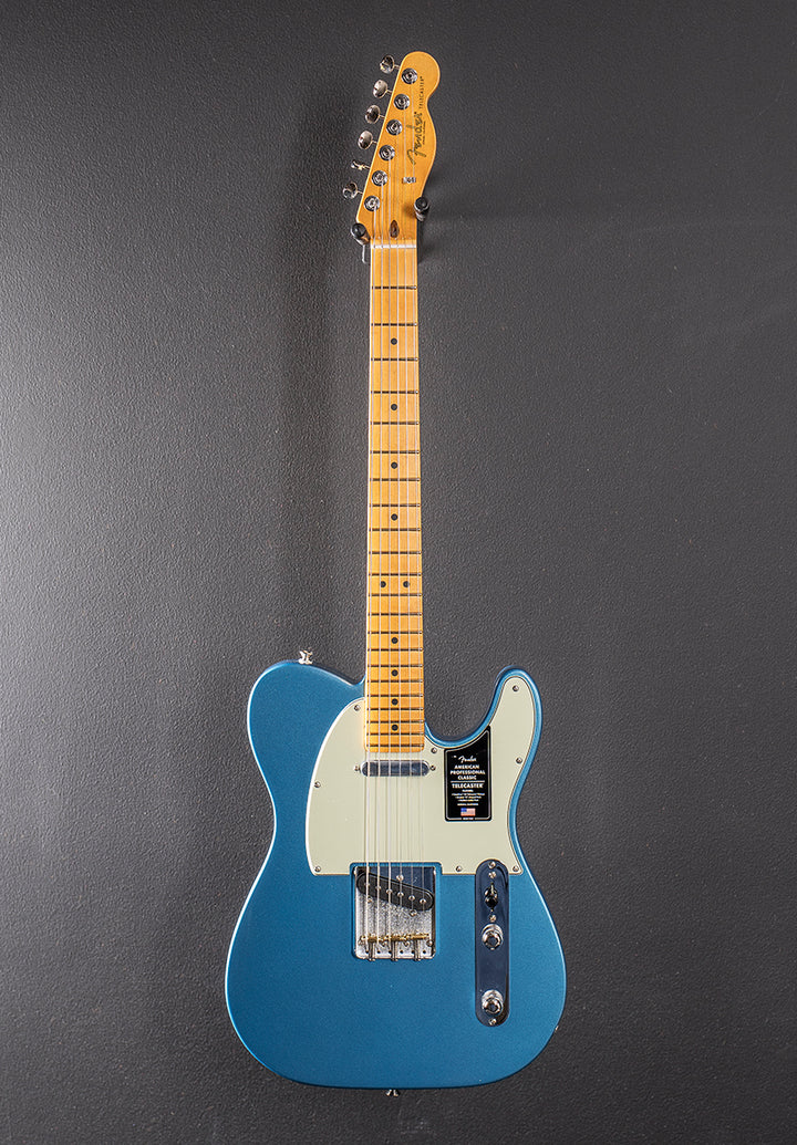 American Professional Classic Telecaster - Faded Lake Placid Blue w/Maple