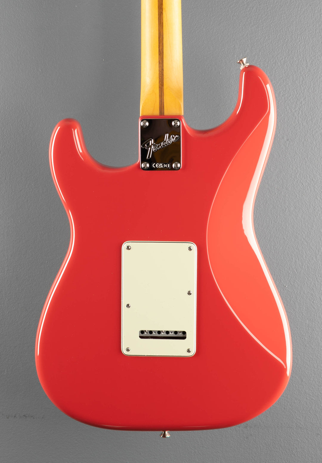 American Professional Classic Stratocaster - Faded Dakota Red w/Rosewood