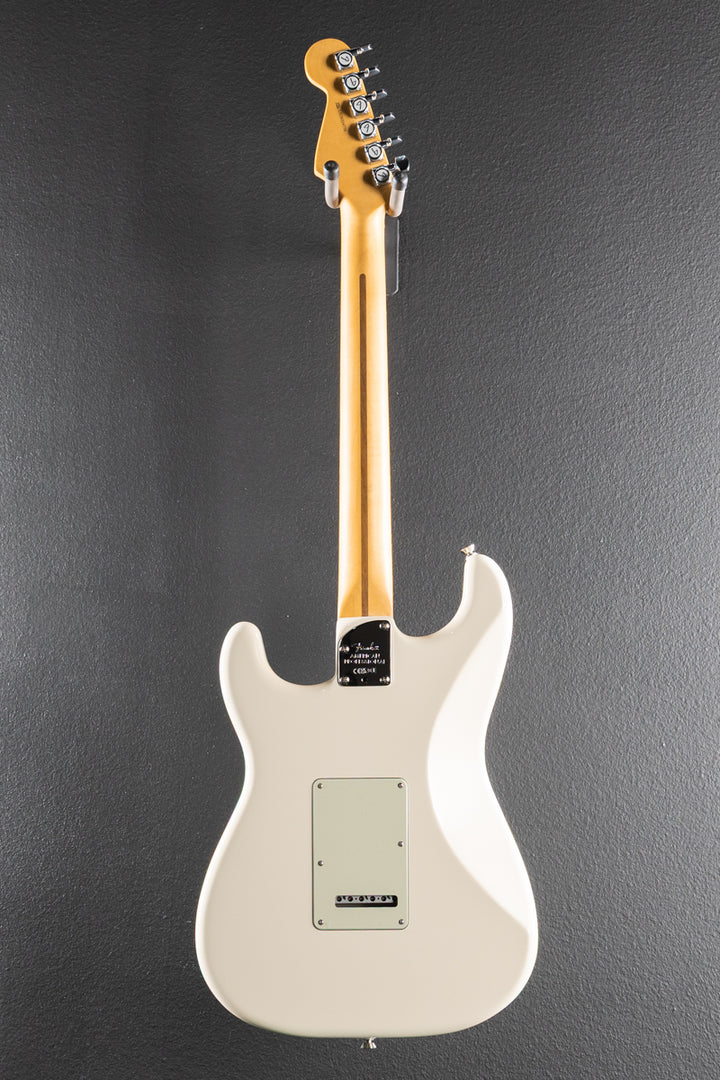 American Professional Strat HSS &