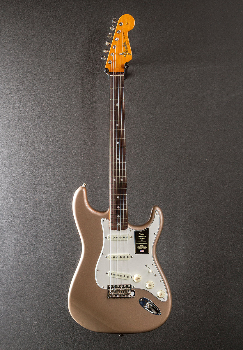 American Vintage II 1965 Stratocaster - Shoreline Gold