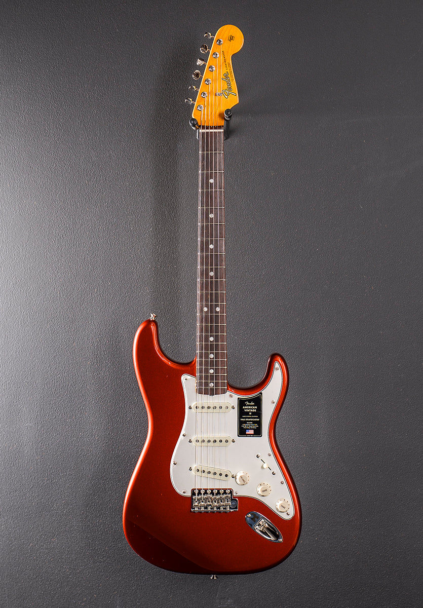 American Vintage II 1965 Stratocaster - Candy Apple Red