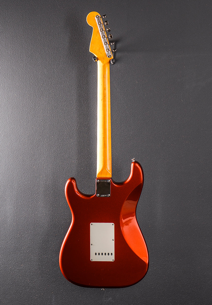 American Vintage II 1965 Stratocaster - Candy Apple Red
