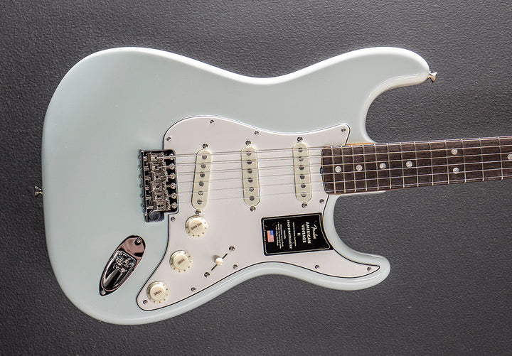 American Vintage II 1965 Stratocaster - Sonic Blue