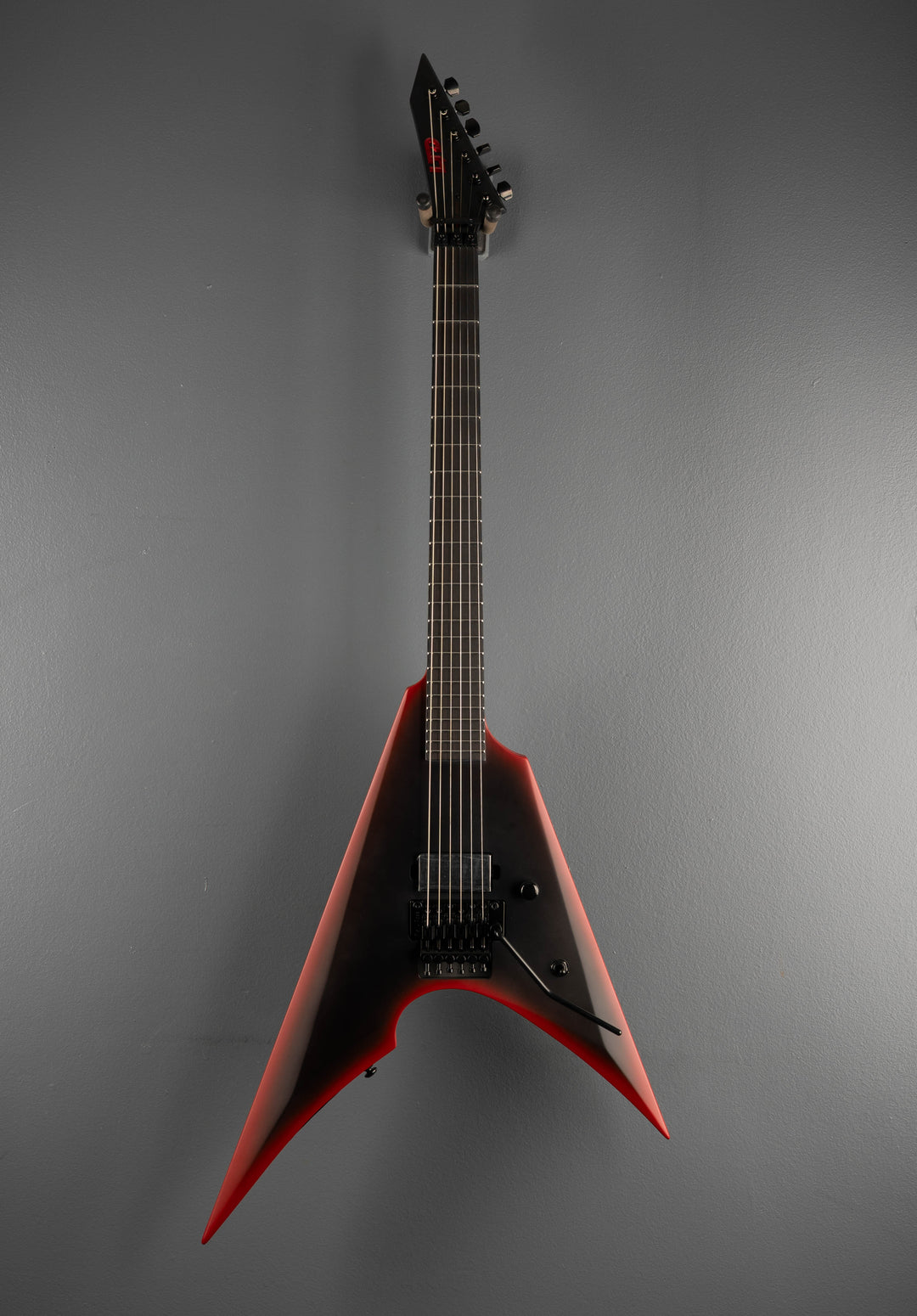 Black Metal Arrow - Black Red Burst Satin
