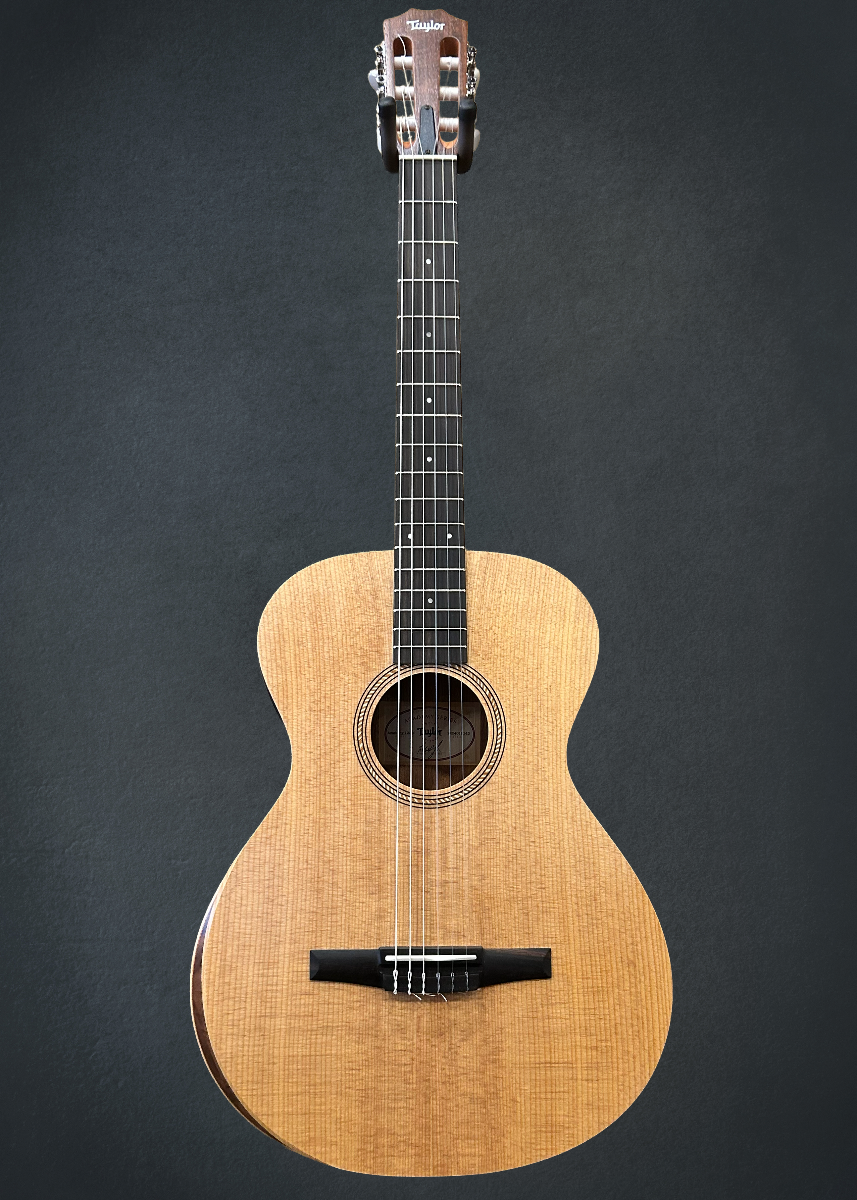 Academy 12E-N