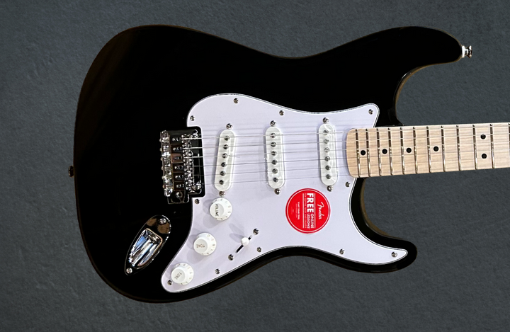 Affinity Series Stratocaster - Black w/Maple