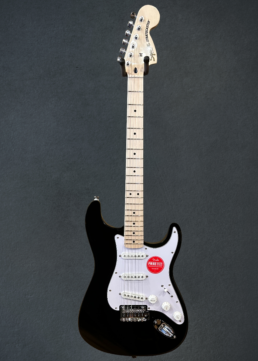 Affinity Series Stratocaster - Black w/Maple